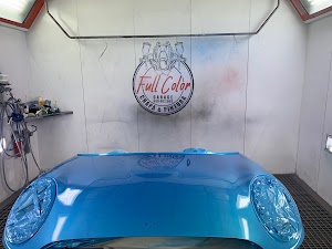 Full color garaje place picture